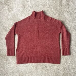 Jessica Simpson Sweater